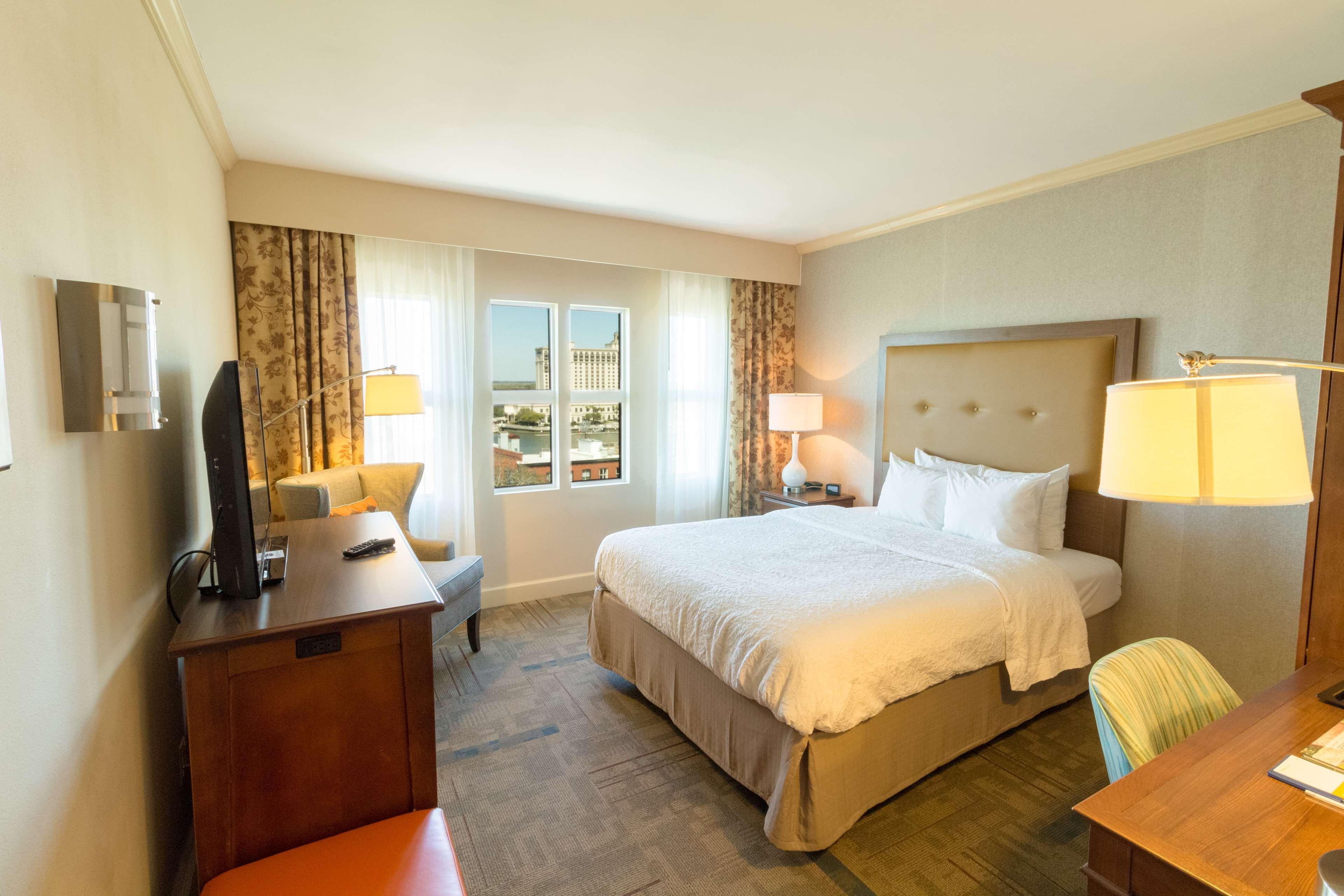 Hampton Inn Savannah Historic District Exterior foto