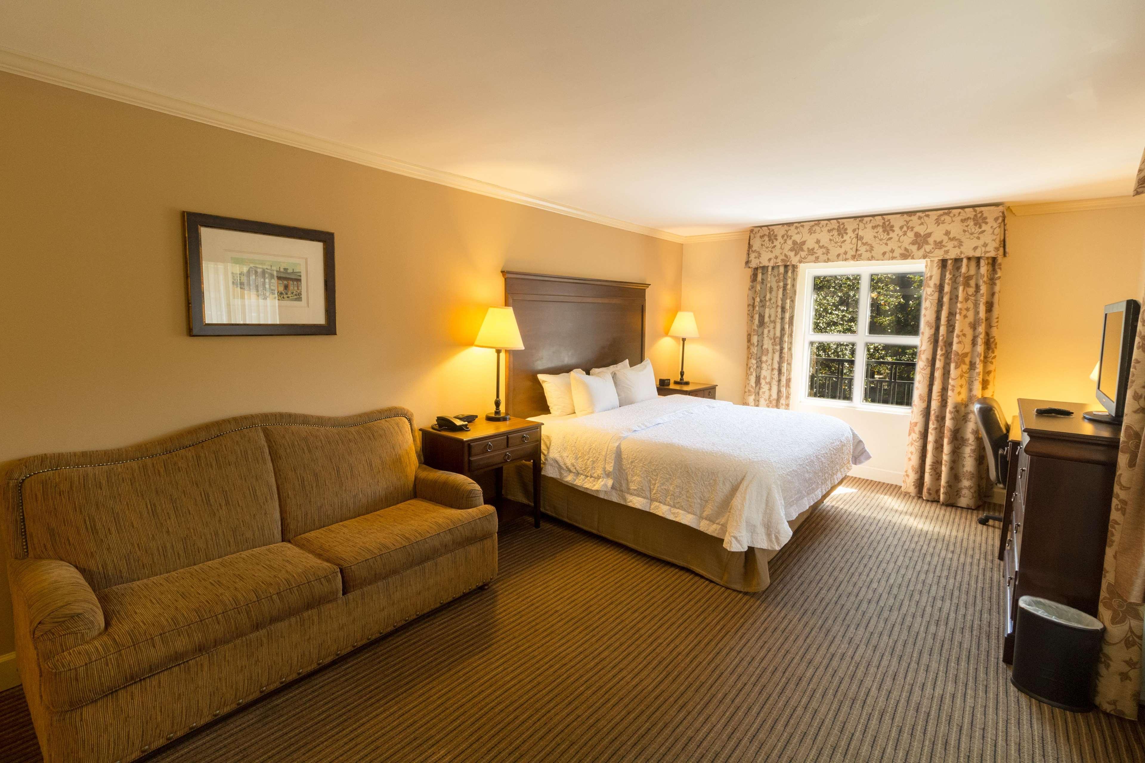 Hampton Inn Savannah Historic District Exterior foto